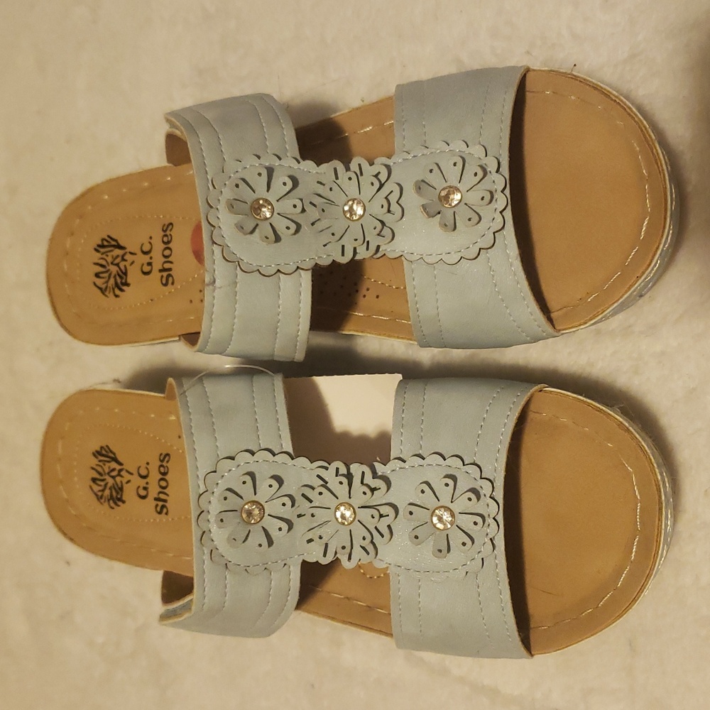 Women's Blue Sandals Size 7.5